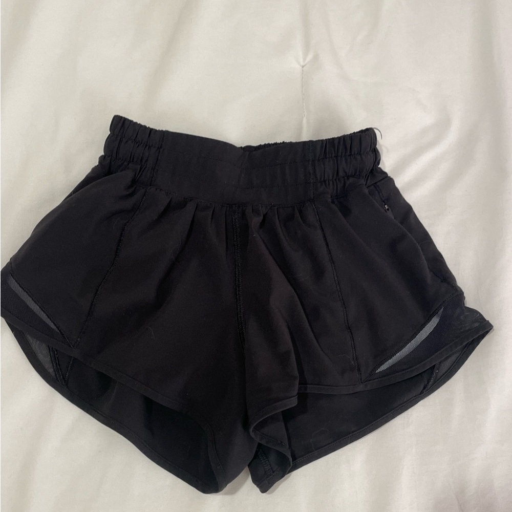 Lululemon Hotty Hot Shorts black
